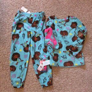 NWT Small 6/6X 3 Piece Karma's World Pajama Set & Cozy Socks Soft Fleece